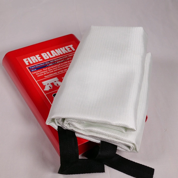 Outdoor Safety Emergency Extinguishing Fiberglass 1X1m/1.2X1.2m/1.2X1.8m/1.5X1.5m/1.8X1.8m Fire Blanket Picnic